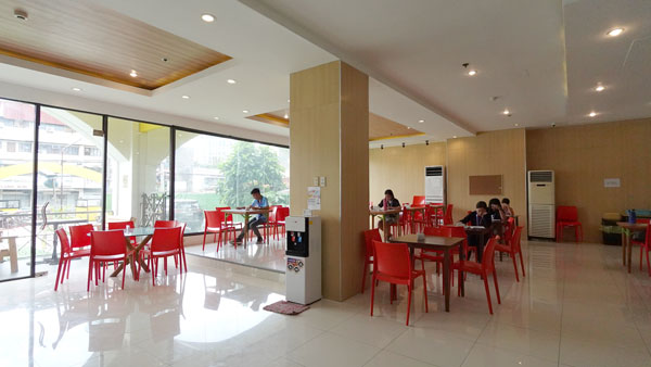 Caferteria_02.jpg