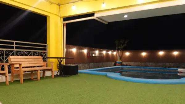 Pool_02-1.webp