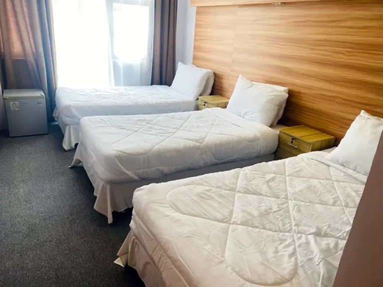 Triple-room_04.webp
